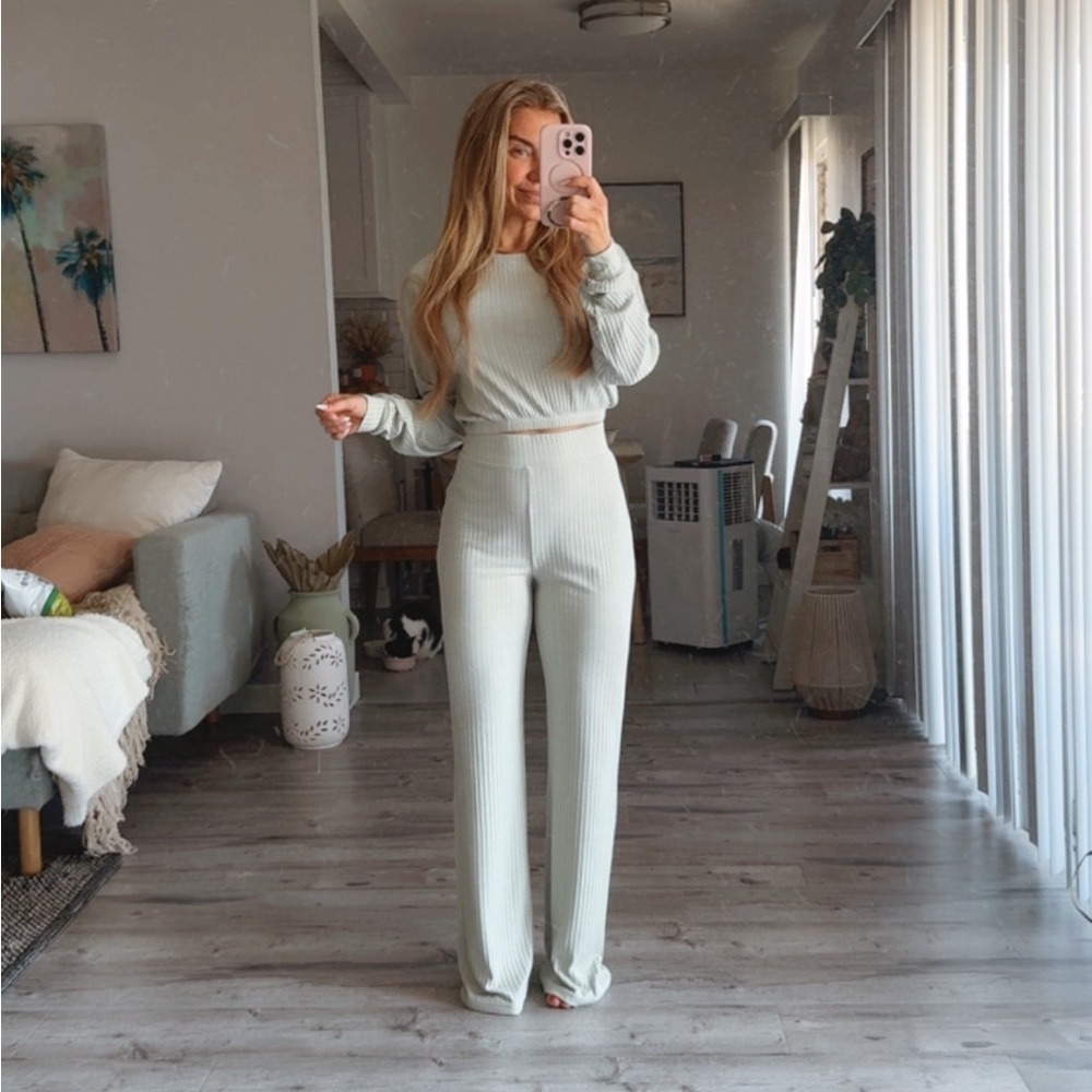 Ribbed Matching Set Xs - image 1